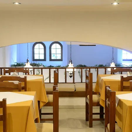 Hotel Melpo 2*