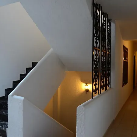 Melpo Hotel Hersonissos (Crete)